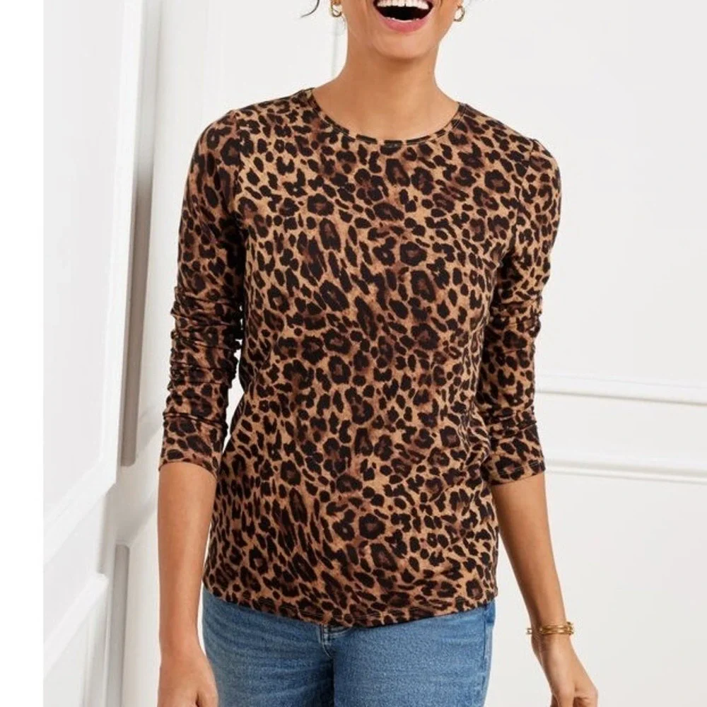 Talbots Tee Size XS Leopard Print 3/4 Sleeve Brown Cheetah Animal Print Top fall